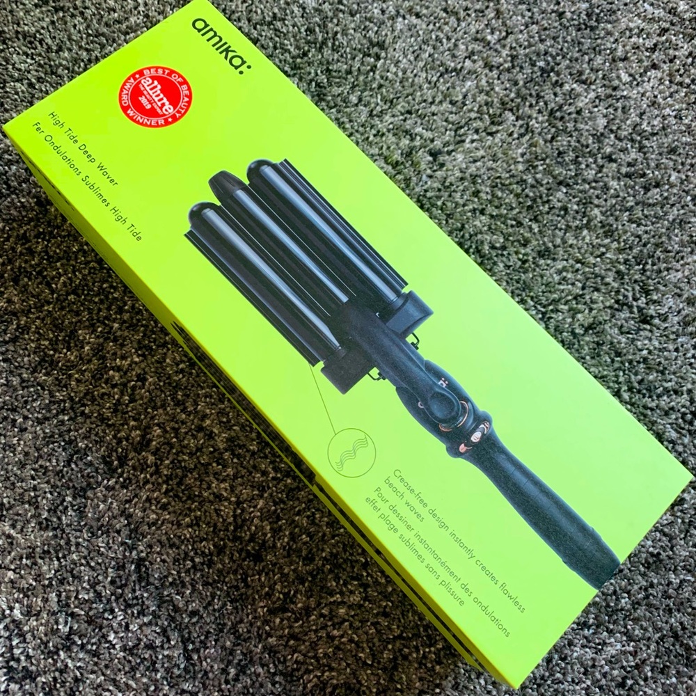 NEW Amika High Tide Deep Waver